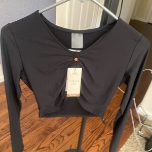 CALIA by Carrie Underwood Black Twist-Front Long Sleeve Crop Top